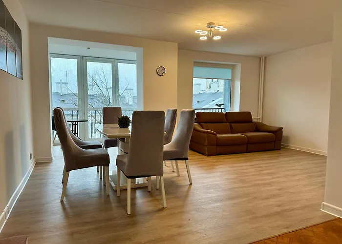 Apartament Stadion - Duzy Apartament Blisko Stadionu Narodowego W Warszawie.